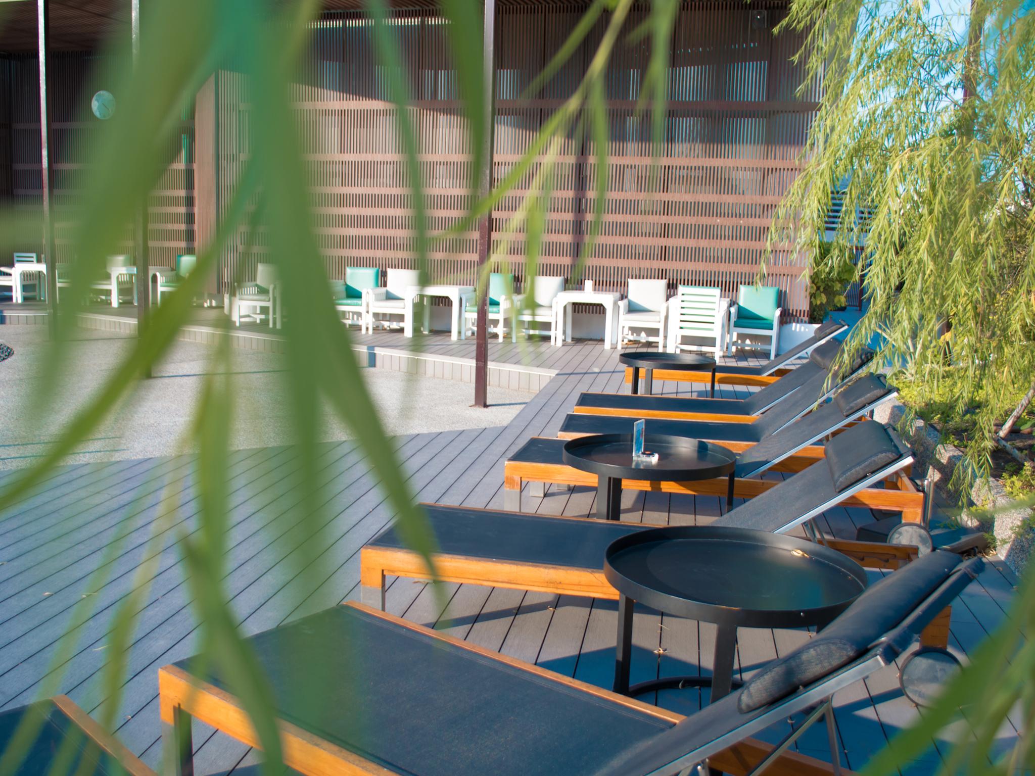 Happihaus Hotel Bangkok Bagian luar foto