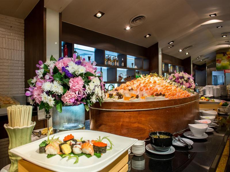 Happihaus Hotel Bangkok Bagian luar foto